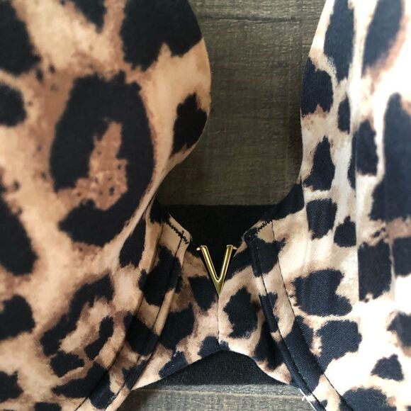 Victoria’s Secret Lined Demi 38DDD - Picture 2 of 6